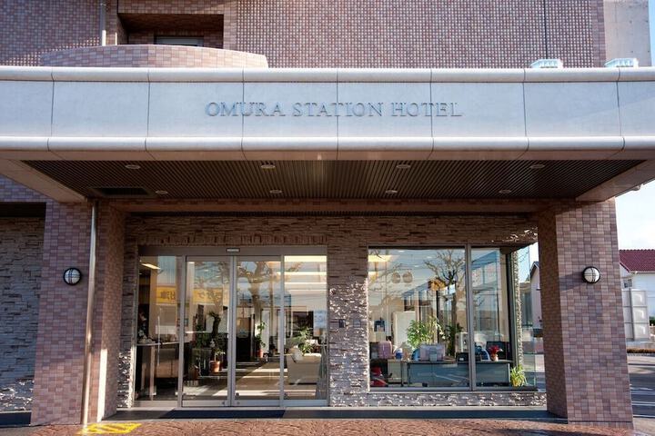 Hotel Entry