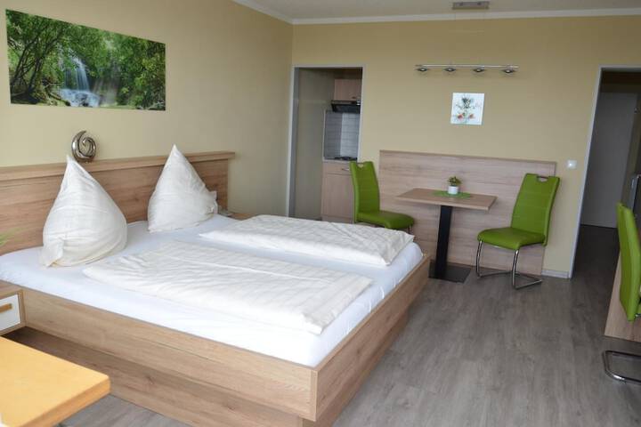 Room 8 of 48