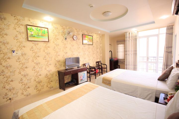 Room 7 of 40