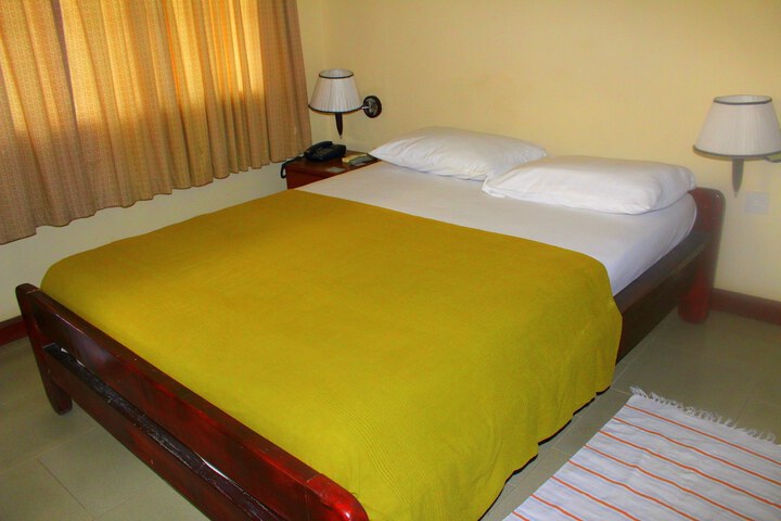 Room 12 of 70