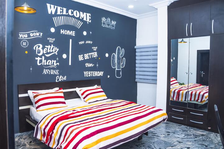 Room 14 of 21