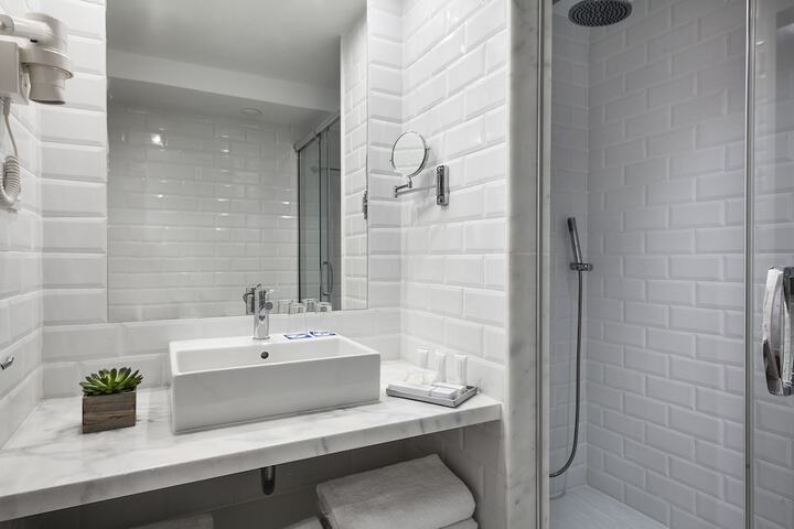 Bath Interior