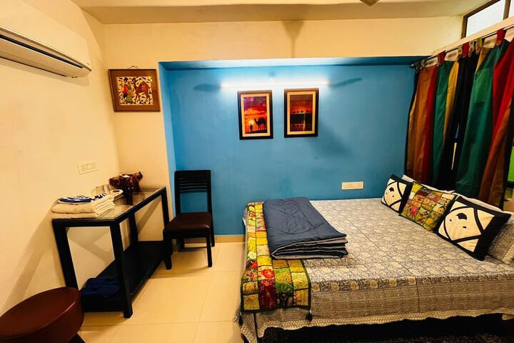 Room 14 of 27