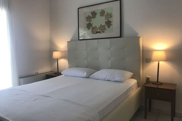 Room 3 of 47