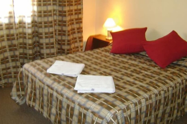 Room 8 of 31