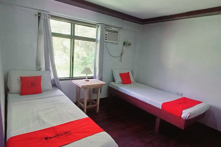 Room 5 of 19