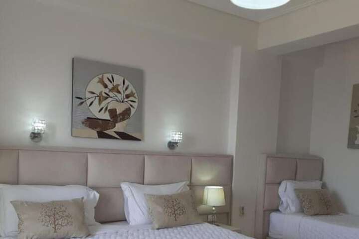 Room 41 of 106