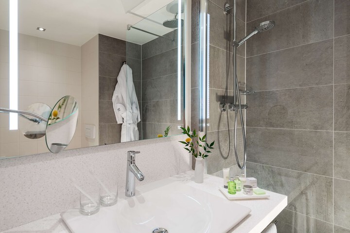 Bath Photo