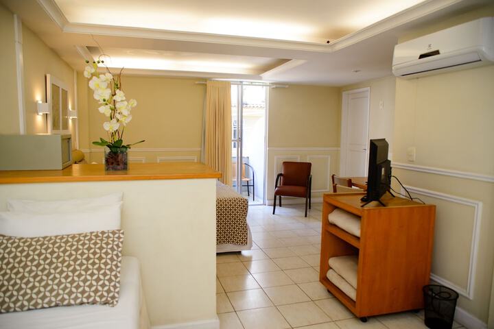 Room 25 of 58