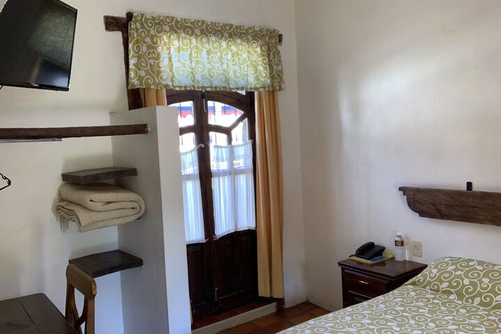 Room 4 of 56