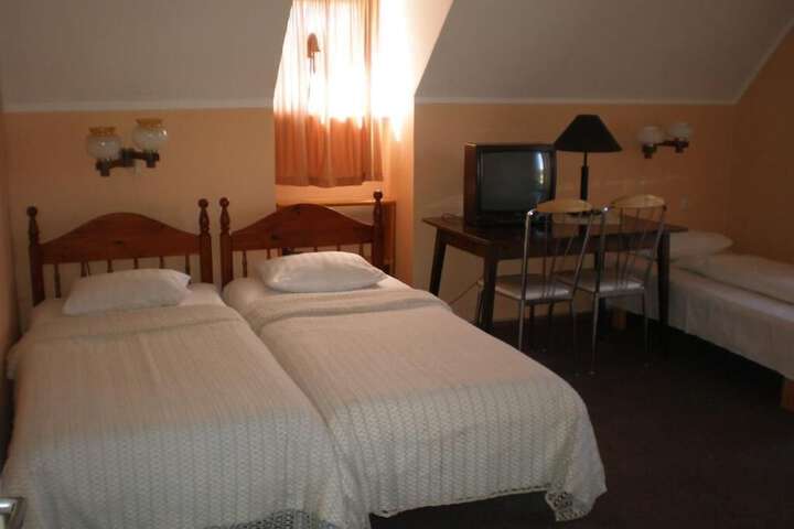 Room 22 of 62