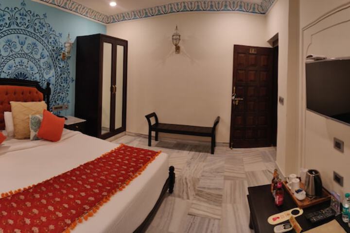 Room 7 of 59