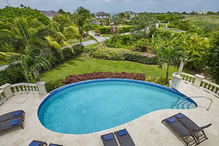 Pool 5 of 17