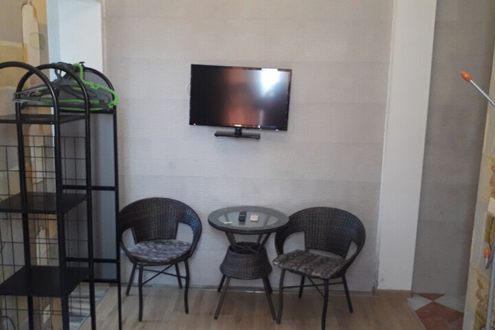 Room 5 of 26