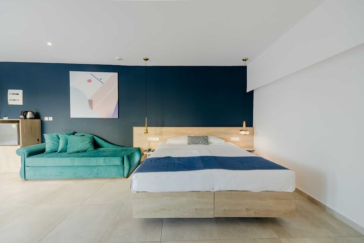 Room 21 of 70