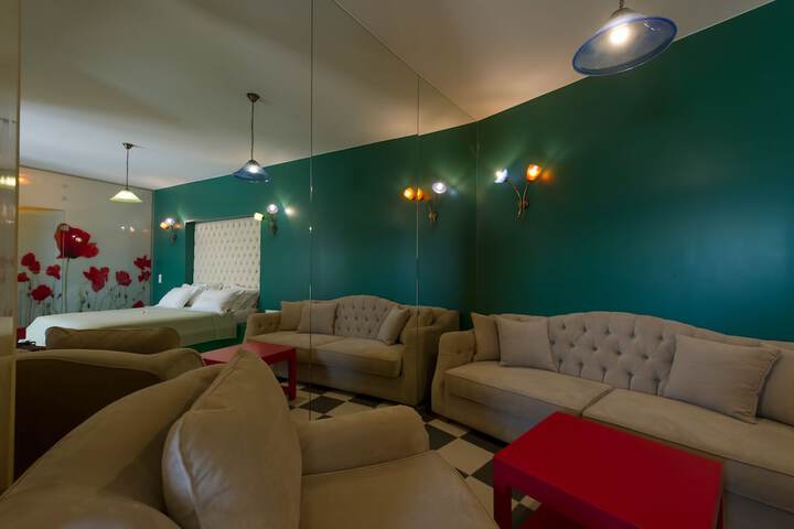 Room 20 of 109