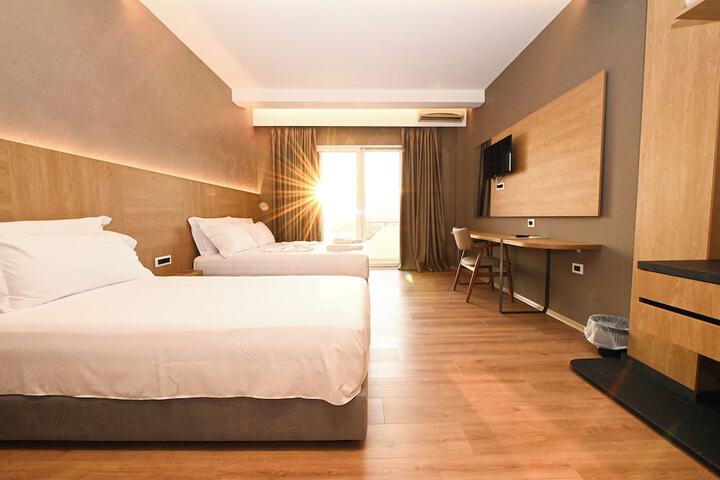 Room 28 of 51