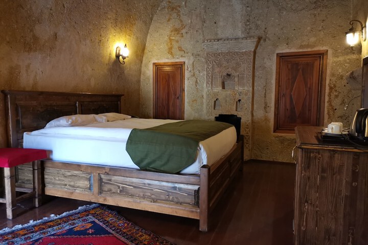 Room 21 of 50