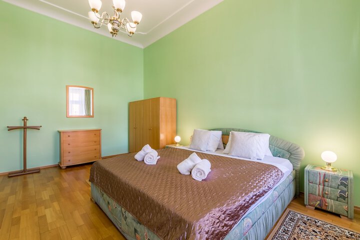 Room 15 of 92