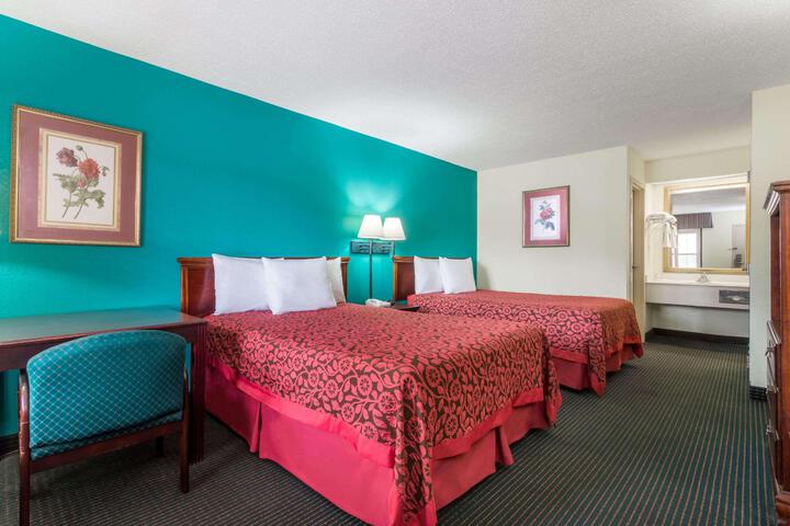 2 Double Beds (2 of 9)