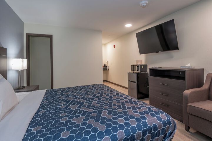 Room 17 of 43