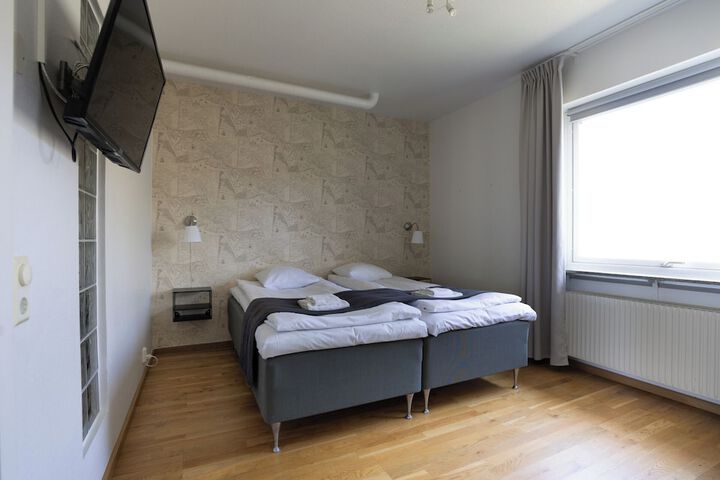 Room 19 of 53