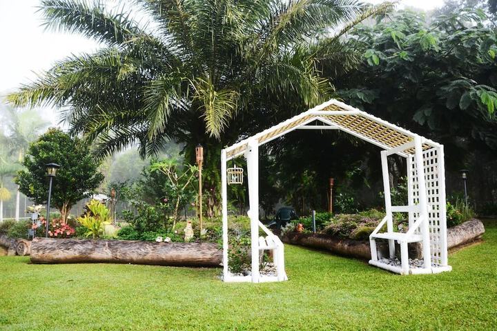 Property Grounds 27 of 31