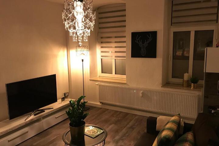 Room 9 of 11