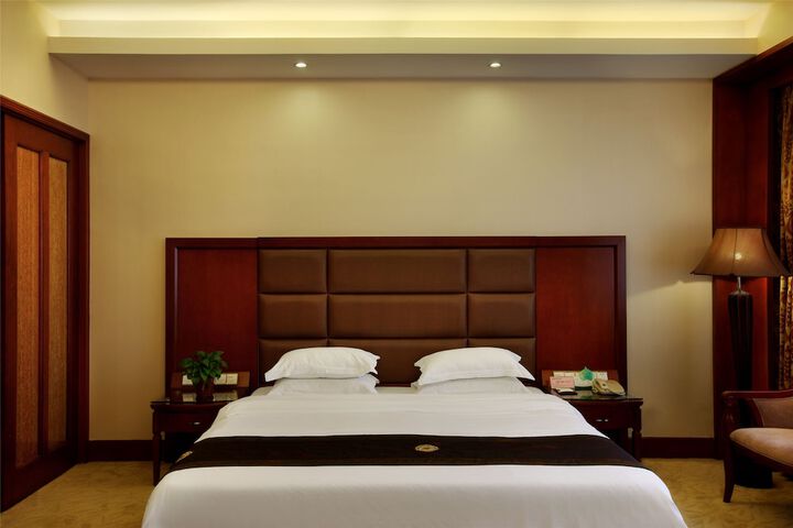 Room 4 of 45
