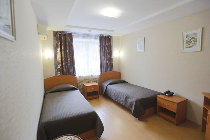 Room 8 of 46