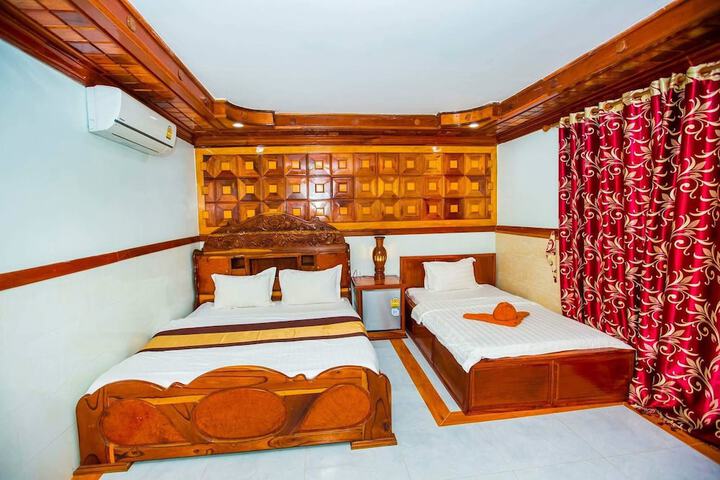Room 7 of 38