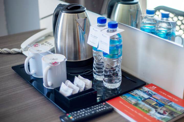 Breakfast/Coffee Service 25 of 45
