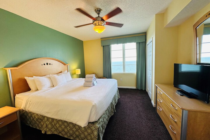 Room 15 of 51