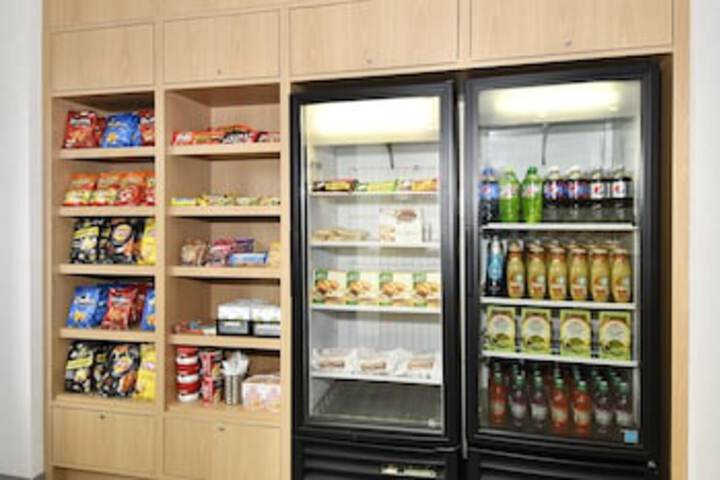 Snack bar