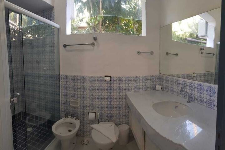 Room 20 of 53
