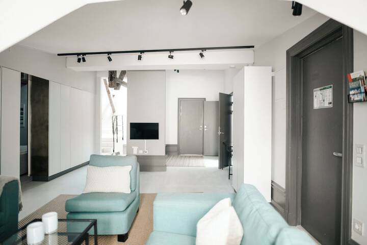 Room 56 of 108
