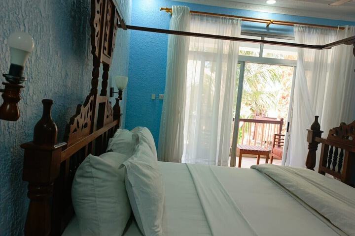 Room 14 of 146