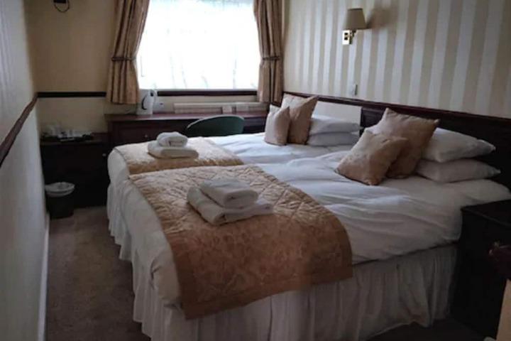 Room 20 of 74