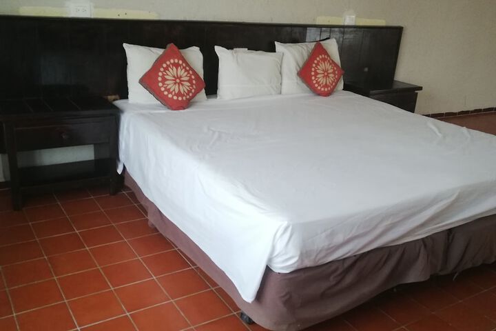 Room 15 of 29