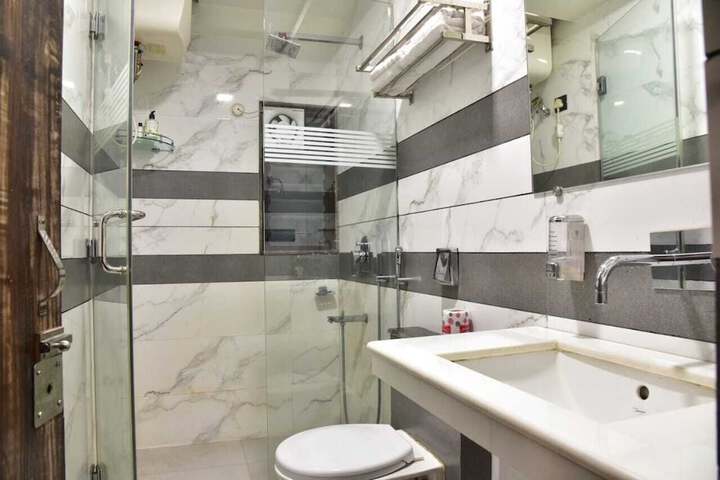 Room 15 of 20