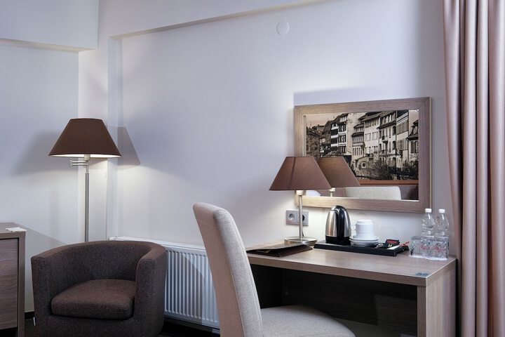 Room 29 of 61