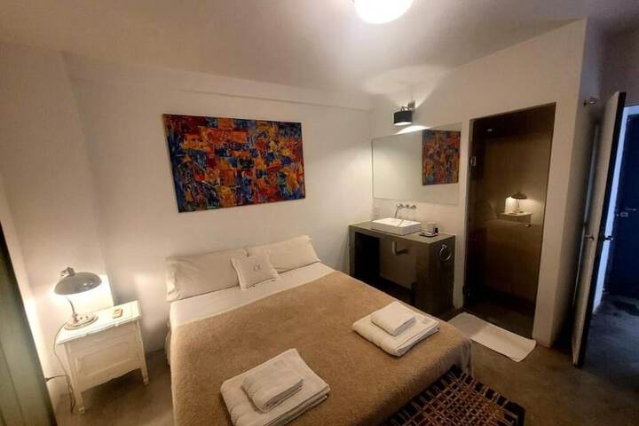 Room 25 of 78