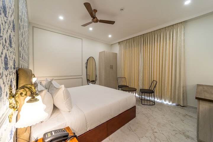Room 18 of 49