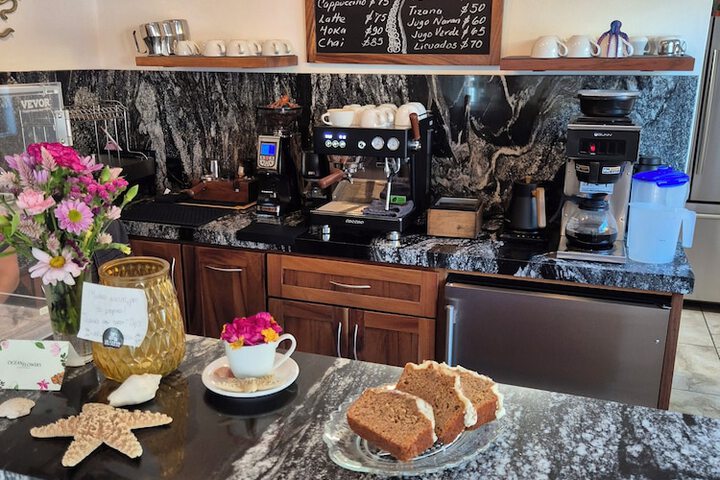 Breakfast/Coffee Service 28 of 32