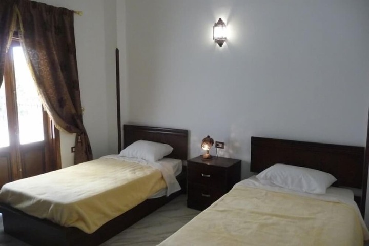 Room 10 of 63