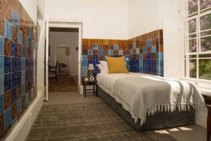 Room 27 of 87