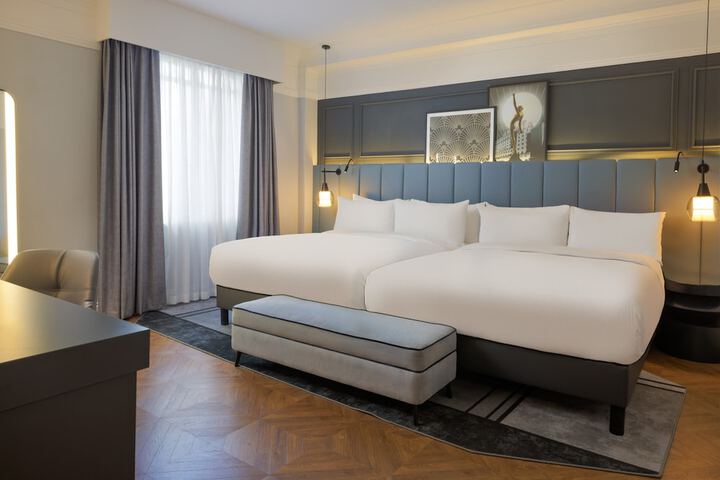 Room 10 of 54