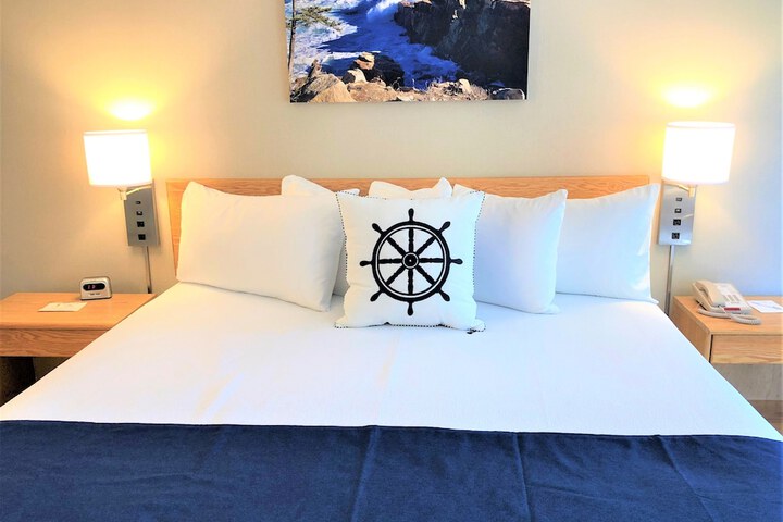 Room 7 of 111