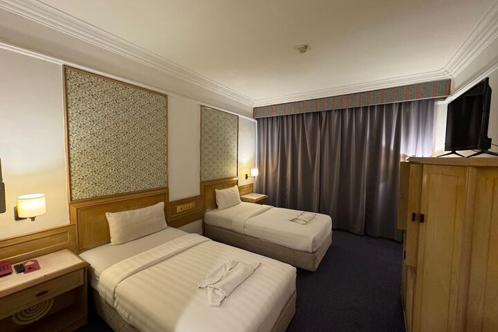 Room 39 of 63