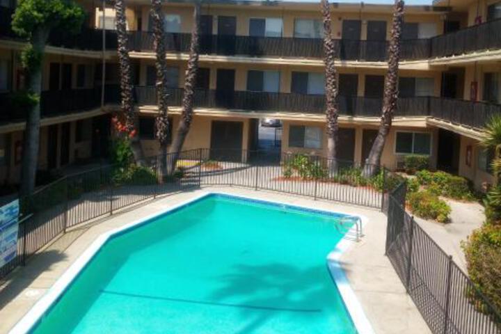 Photo of Golden Motel